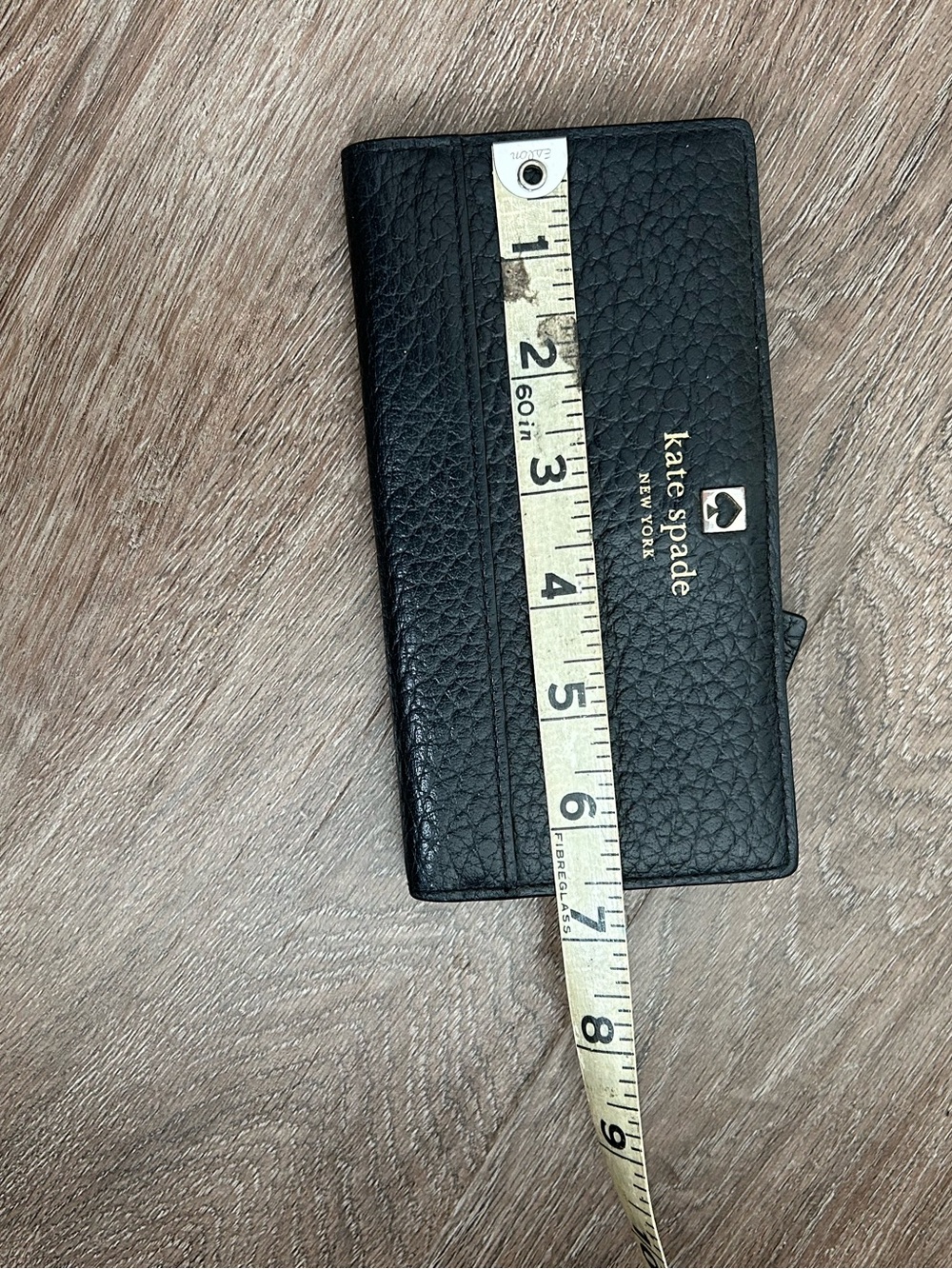 kate spade EUC Black Pebbled Leather Zip-Around Wallet with Gold Logo - Picture 7 of 8